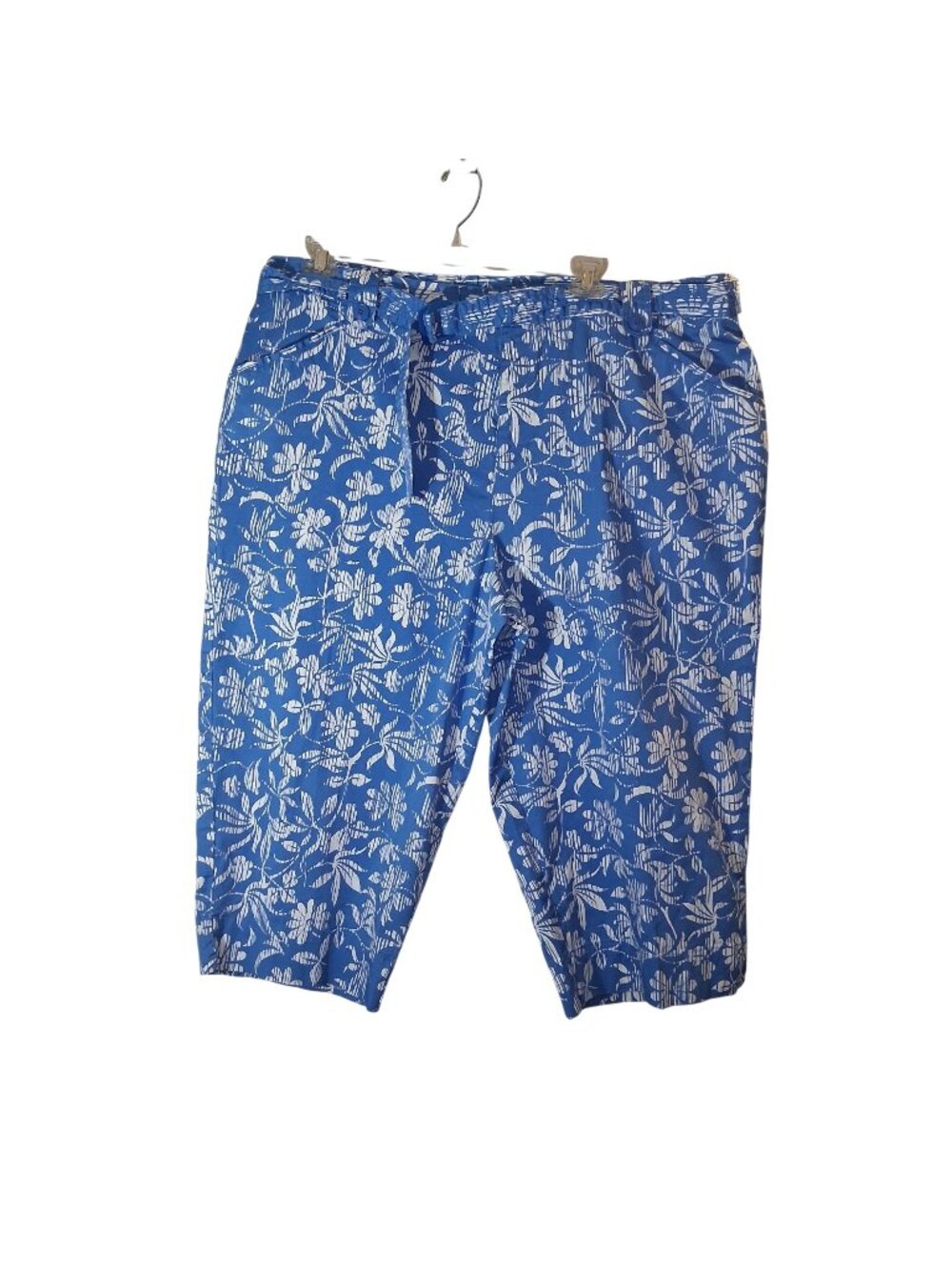 White Stag Womens Capri Pants Blue Floral 24W Stretch Pull-On Cotton Blend